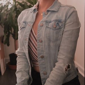 Classic distressed Jean Jacket